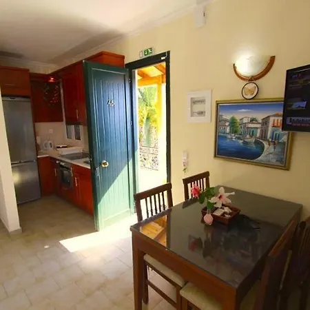 Casa de Férias Menigos House *