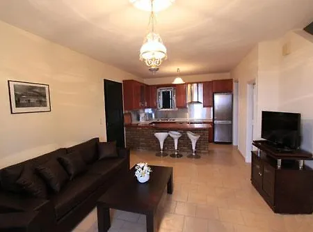 Menigos House Dom wakacyjny Agios Gordios (Corfu)