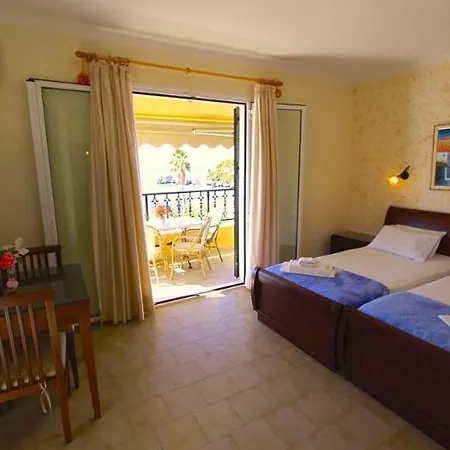 Dom wakacyjny Menigos House Agios Gordios (Corfu)